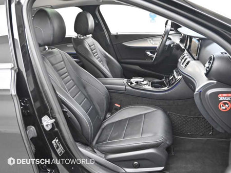 Mercedes-Benz E-Class — photo 10