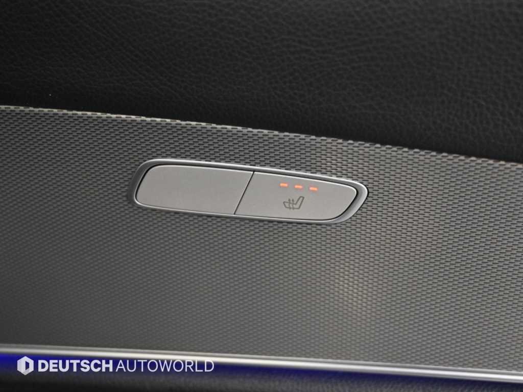 Mercedes-Benz E-Class — photo 16