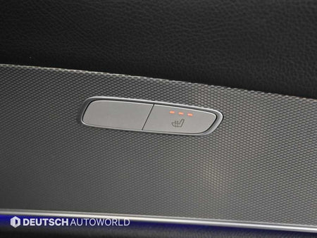 Mercedes-Benz E-Class — photo 16