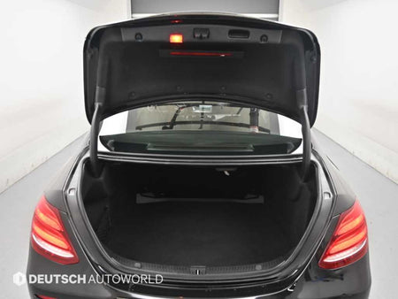 Mercedes-Benz E-Class — photo 19