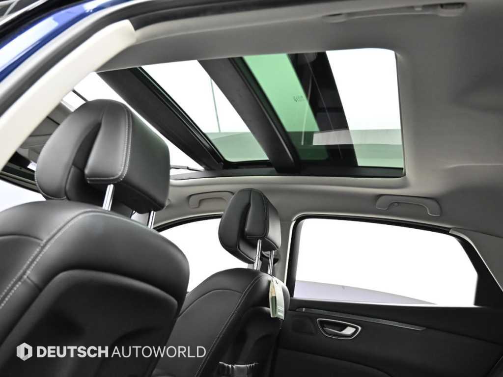 RENAULT SM6 — photo 18