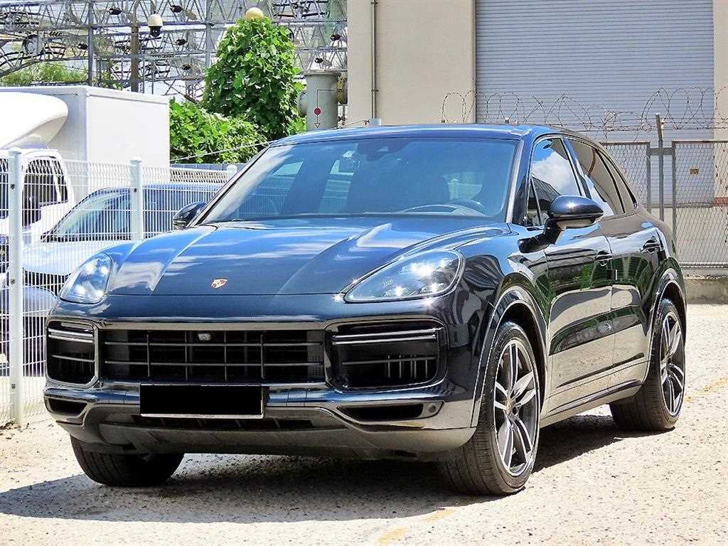 Porsche Cayenne — photo 02