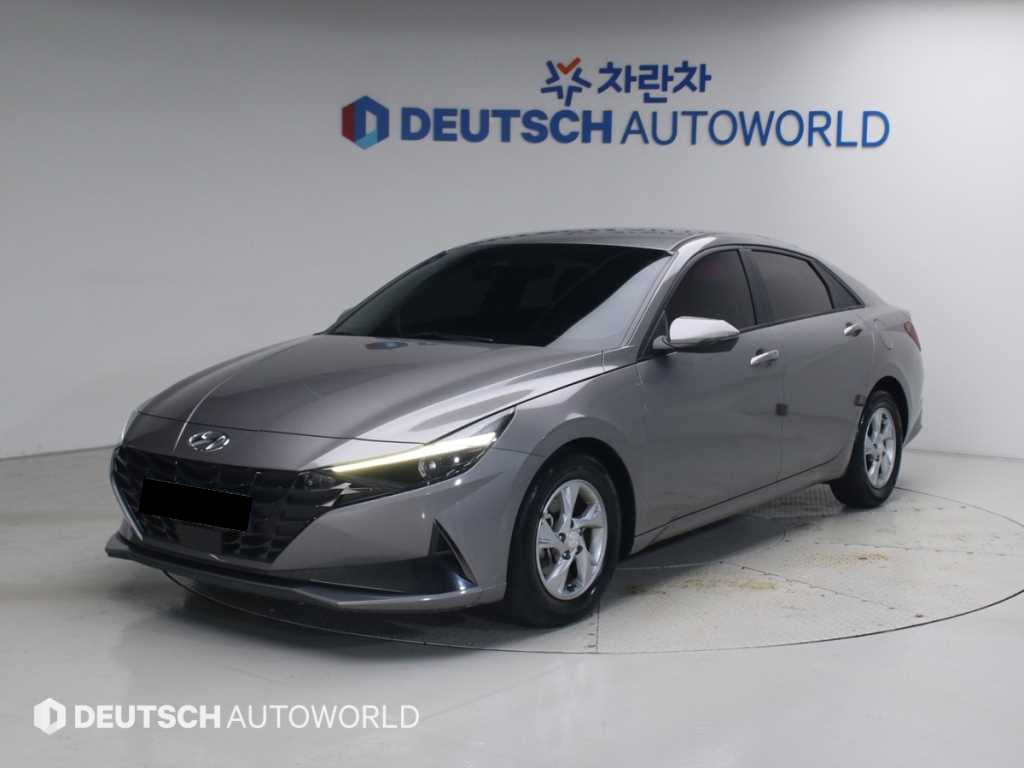 Hyundai Avante — photo 03