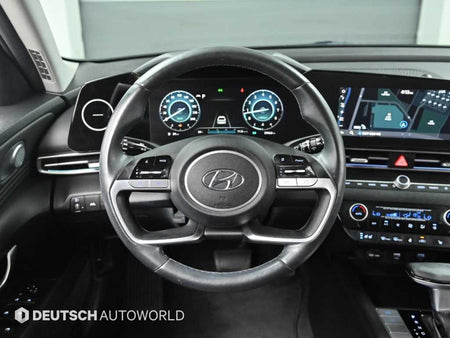 Hyundai Avante — photo 11