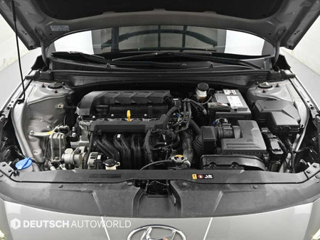 Hyundai Avante — photo 20