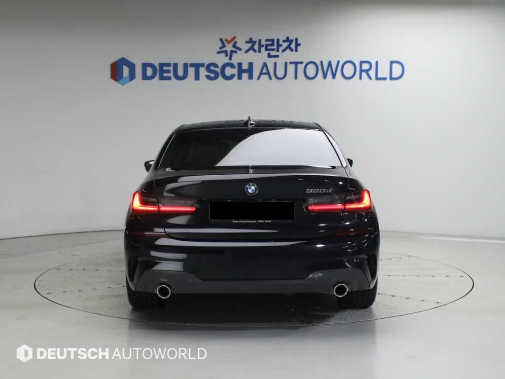 BMW 3-Series — photo 04