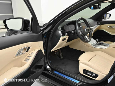 BMW 3-Series — photo 11
