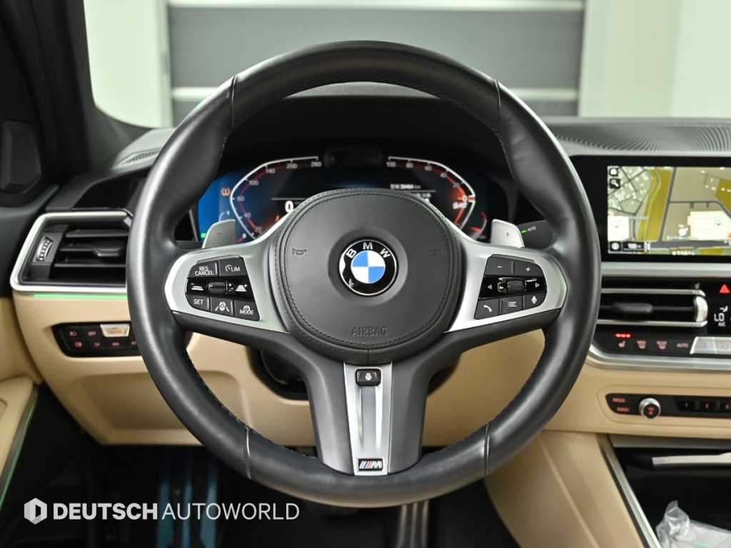 BMW 3-Series — photo 13