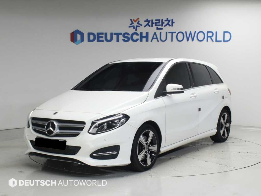 Mercedes-Benz B-Class — photo 01