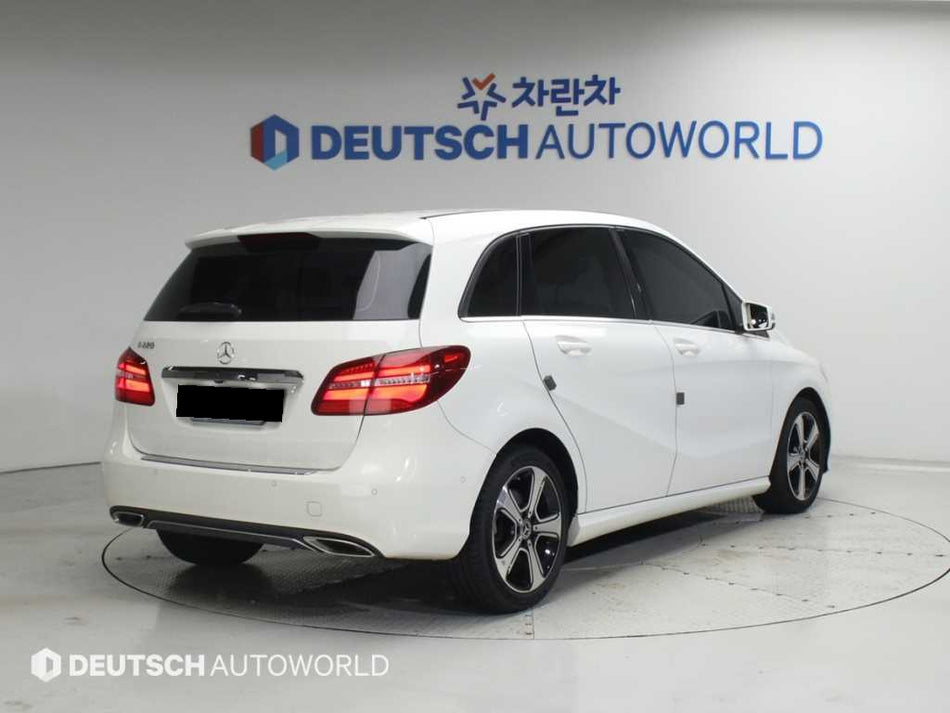 Mercedes-Benz B-Class — photo 02