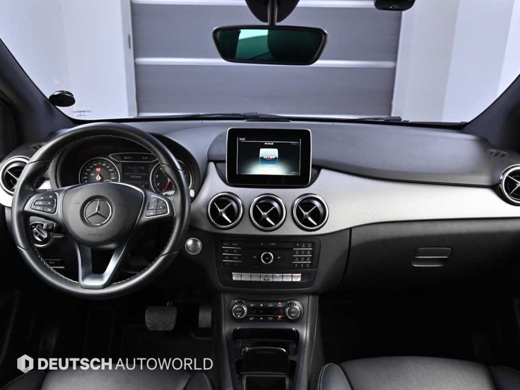 Mercedes-Benz B-Class — photo 07