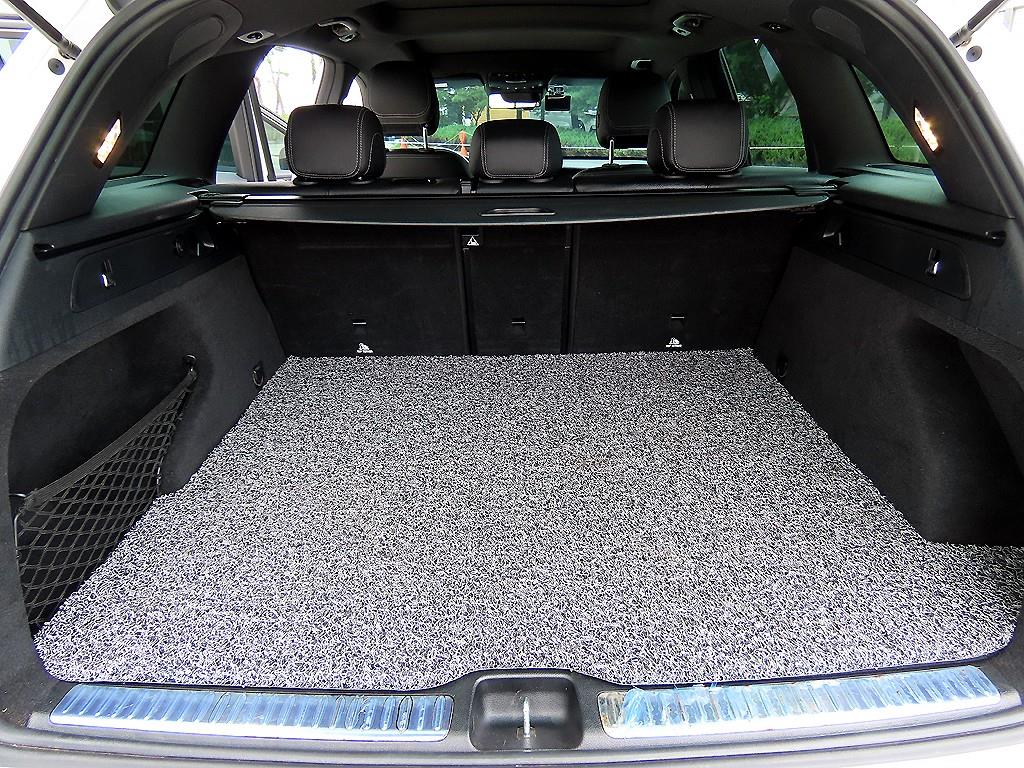 Mercedes-Benz GLC-Class — photo 16