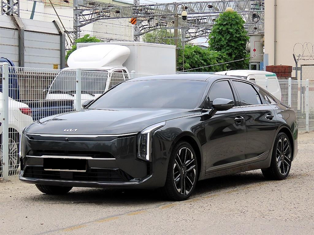 Kia K8 — photo 02