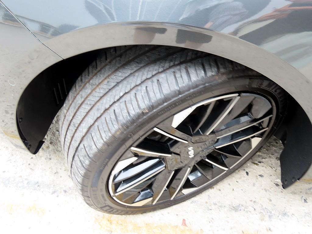 Kia K8 — photo 20