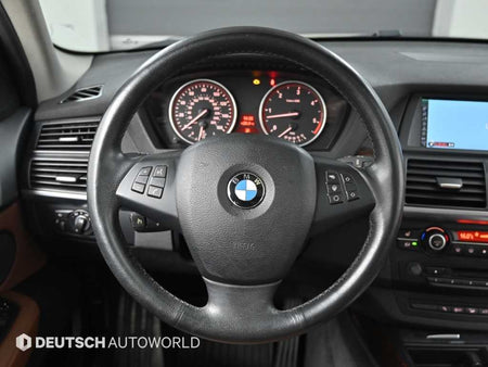 BMW X5 — photo 13