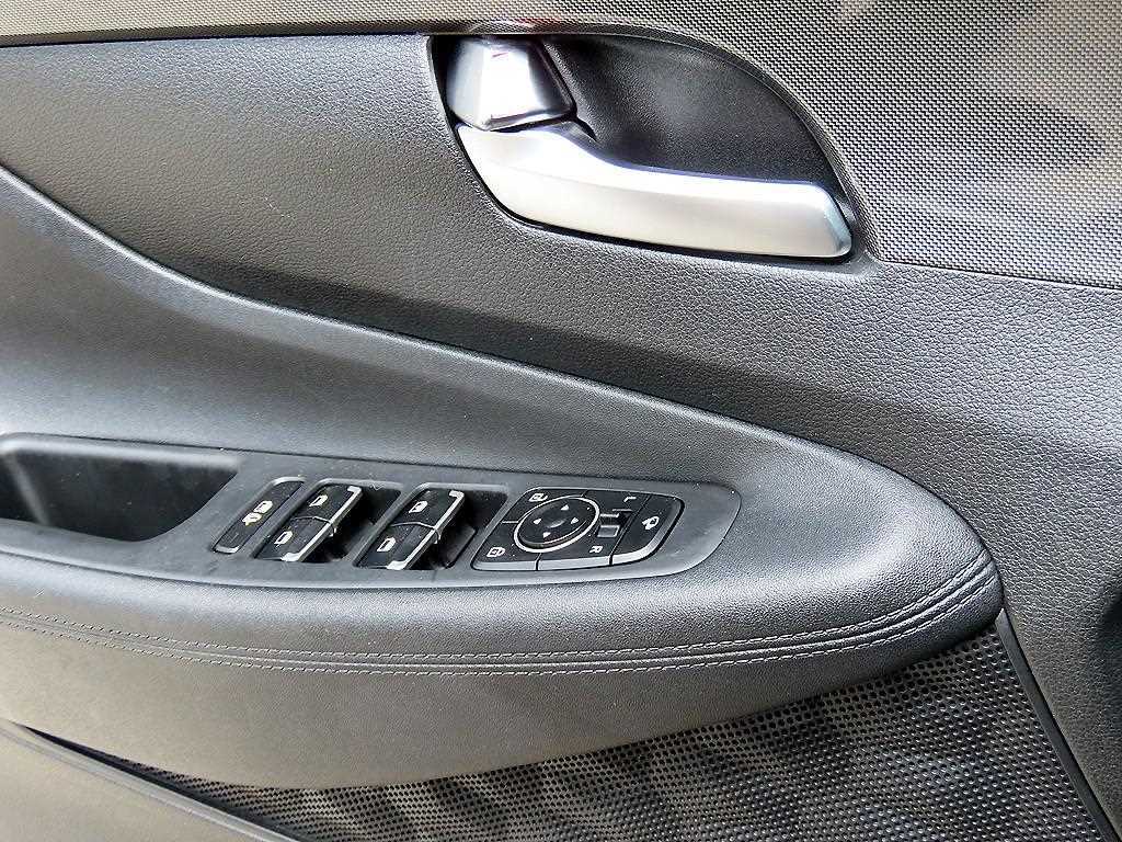 Hyundai Santafe — photo 11