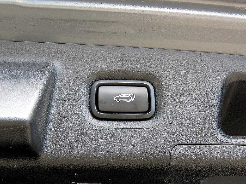 Hyundai Santafe — photo 16