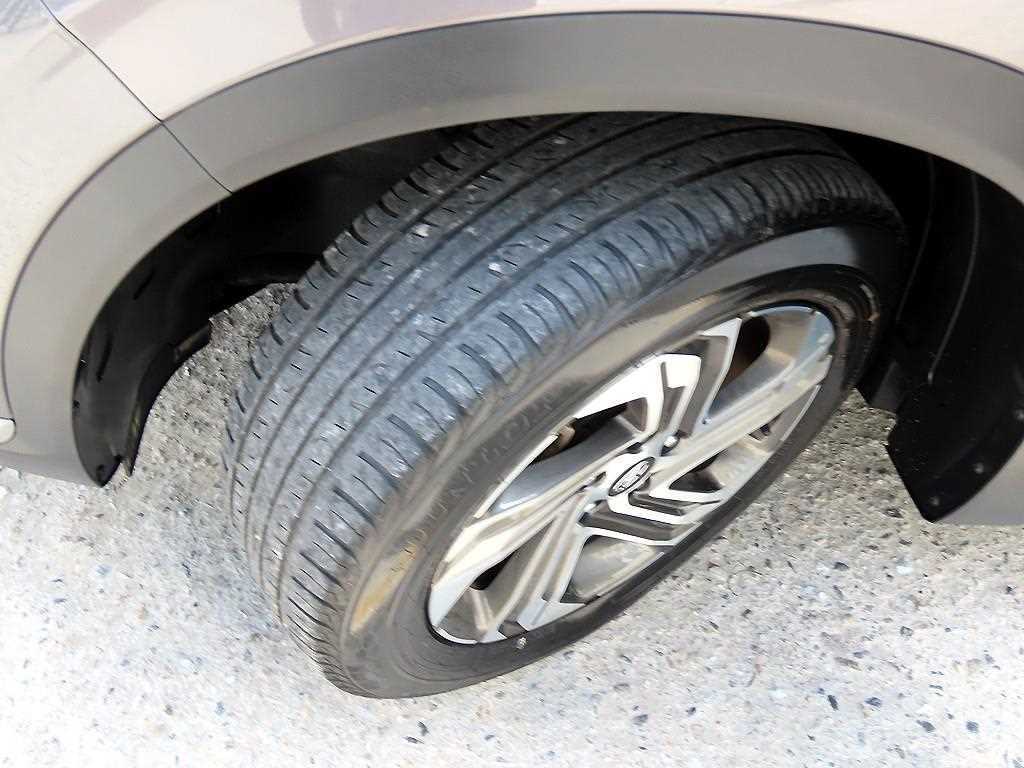 Hyundai Santafe — photo 20