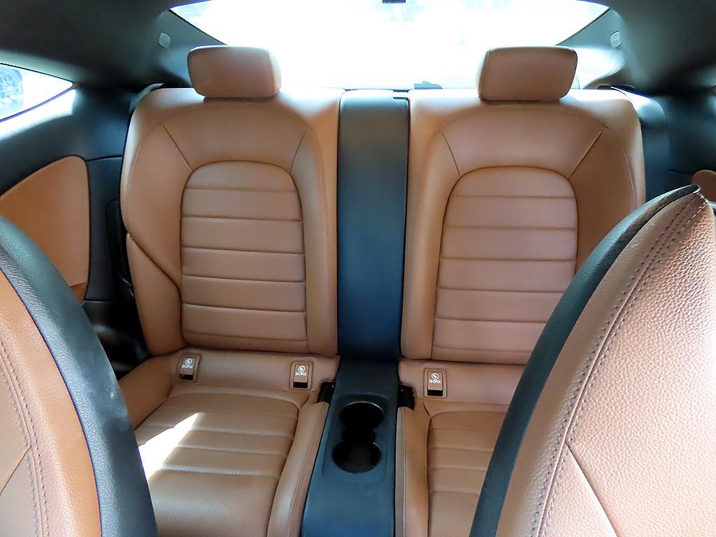 Mercedes-Benz C-Class — photo 06