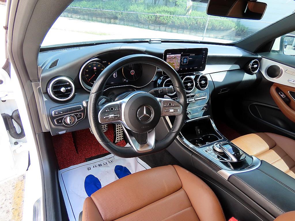 Mercedes-Benz C-Class — photo 07