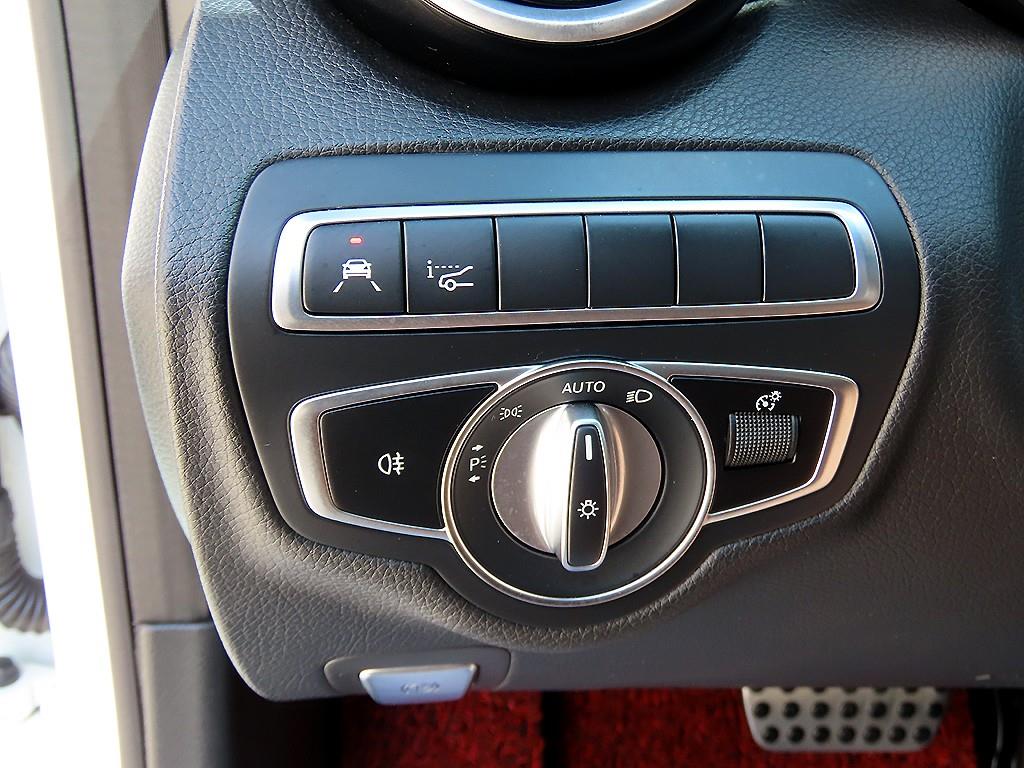 Mercedes-Benz C-Class — photo 13