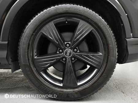 Audi Q4 e-tron — photo 05