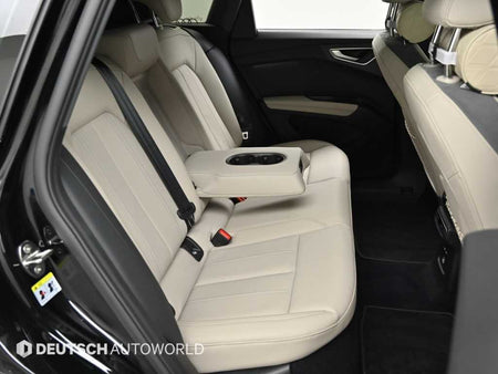 Audi Q4 e-tron — photo 12