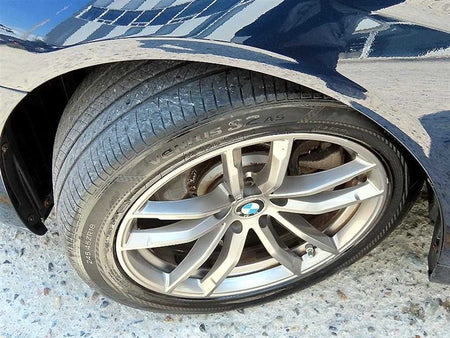 BMW 5-Series — photo 20
