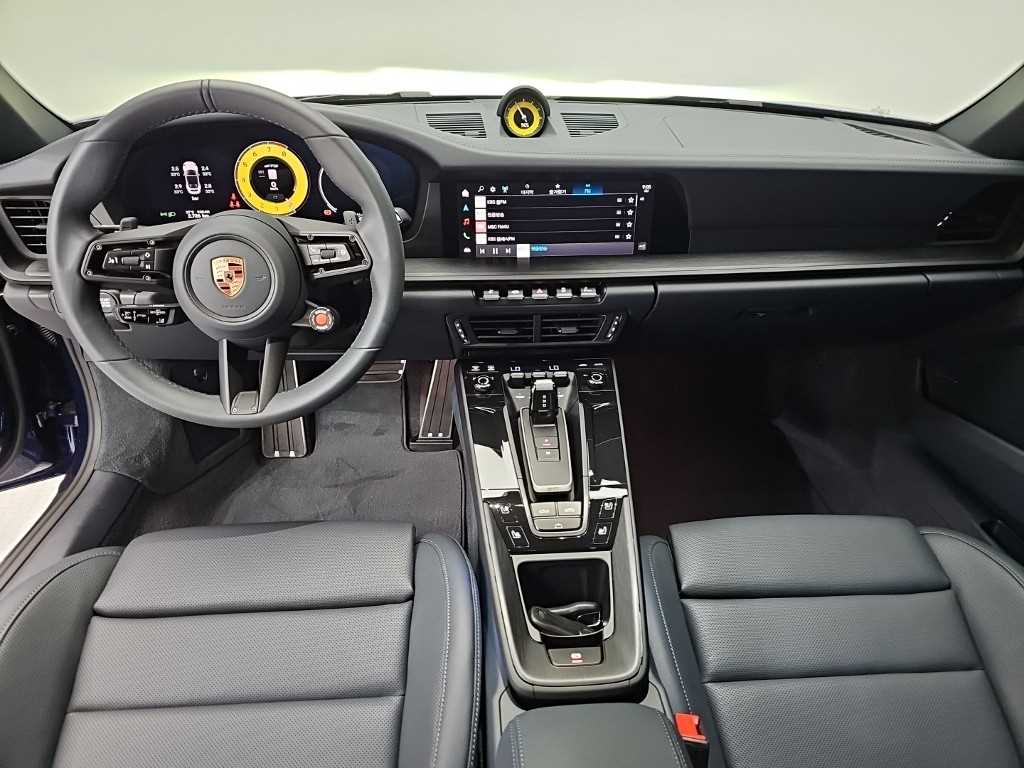 Porsche 911 — photo 07