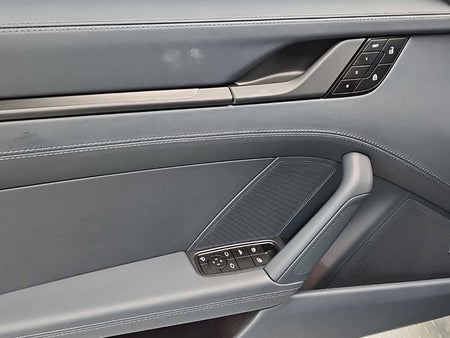 Porsche 911 — photo 15