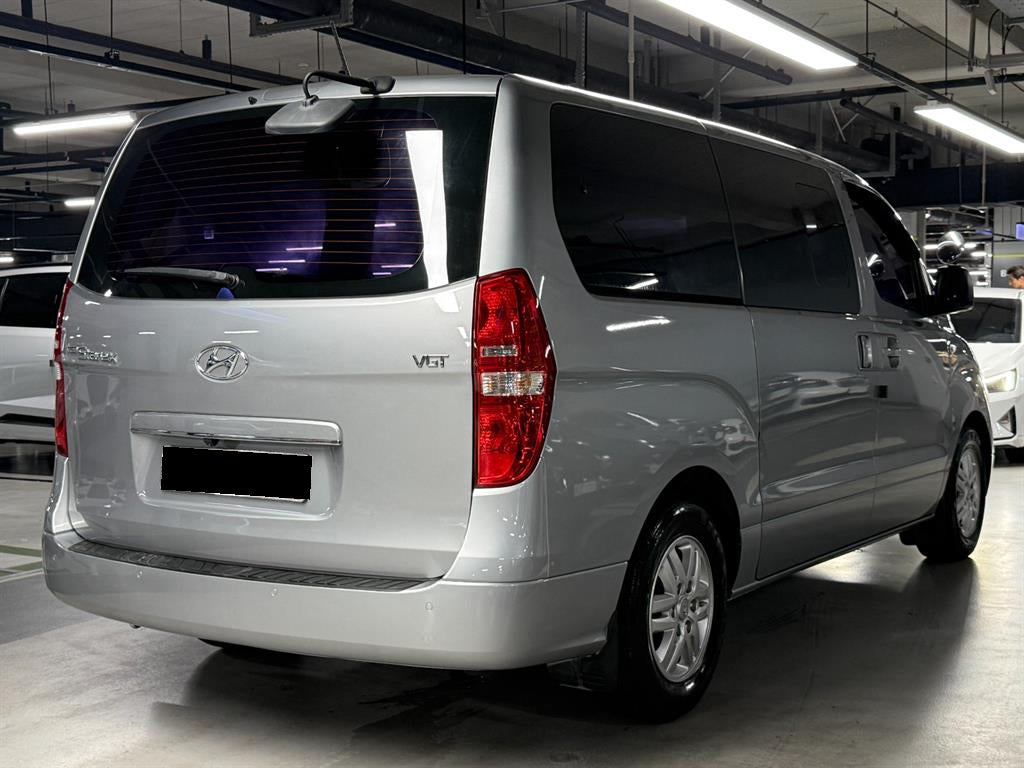 Hyundai Starex — photo 04