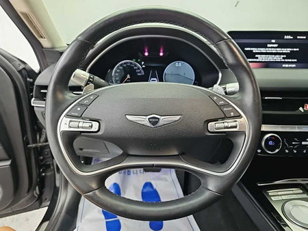 Genesis G80 — photo 09