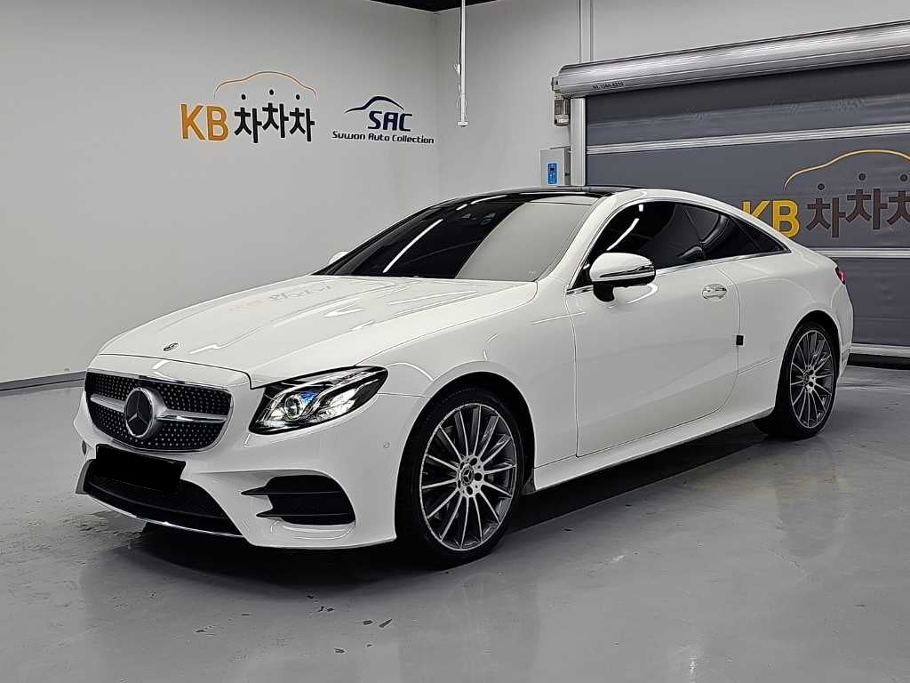 Mercedes-Benz E-Class — photo 01