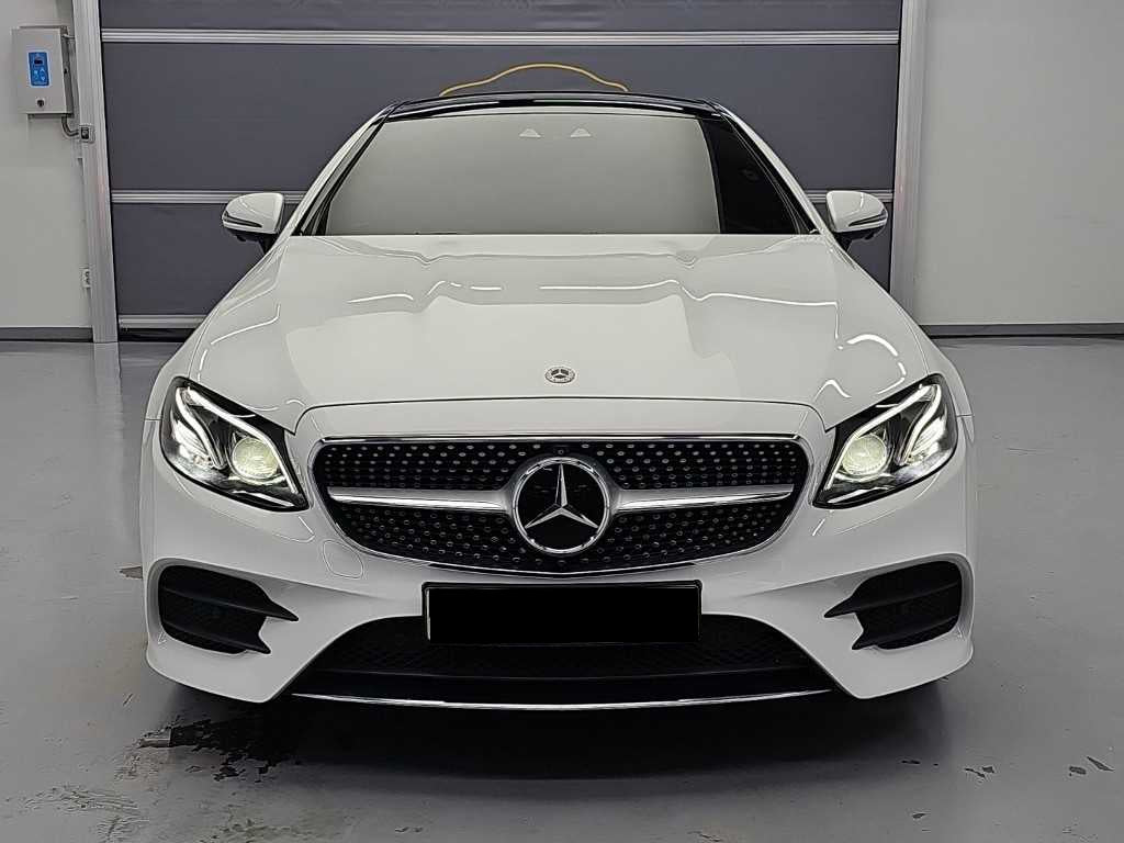 Mercedes-Benz E-Class — photo 02