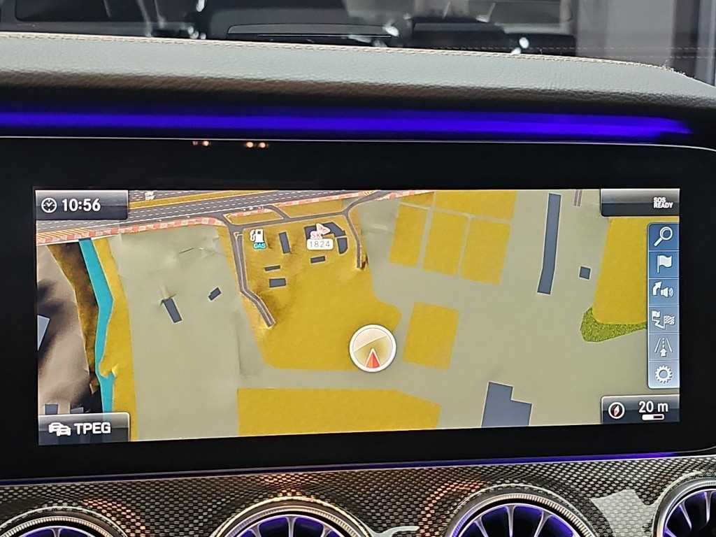 Mercedes-Benz E-Class — photo 14