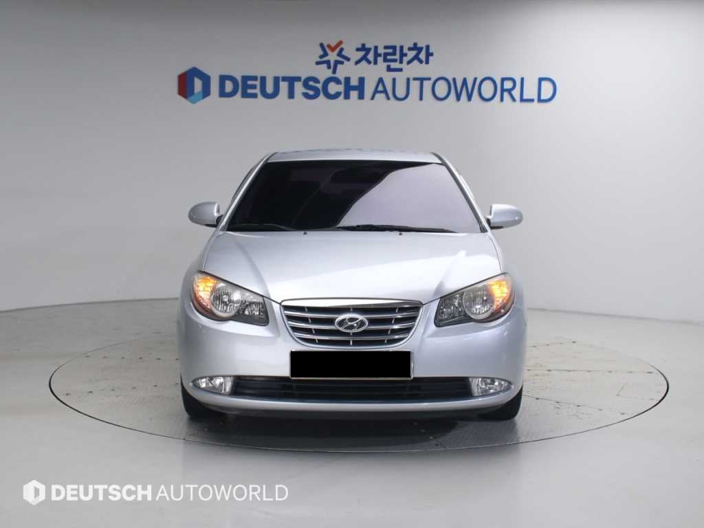 Hyundai Avante — photo 03