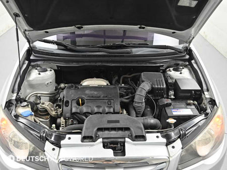 Hyundai Avante — photo 06