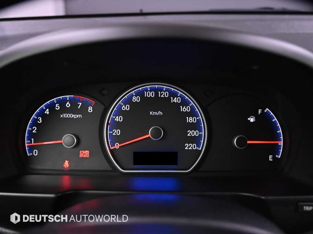 Hyundai Avante — photo 08