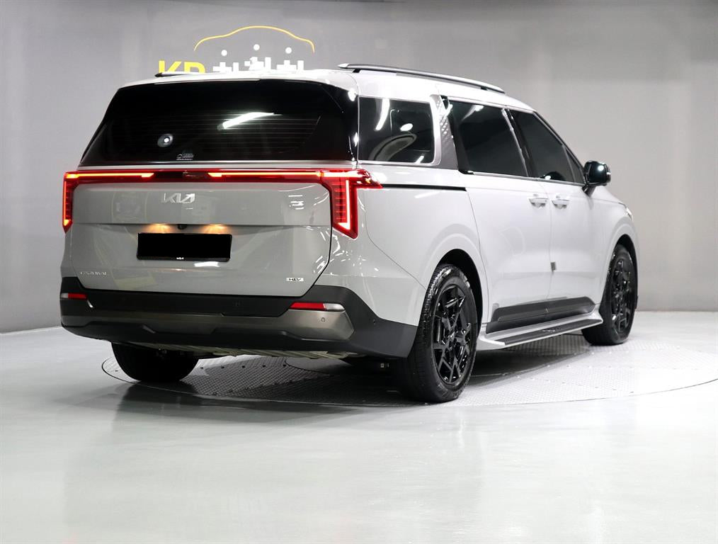 Kia Carnival — photo 03