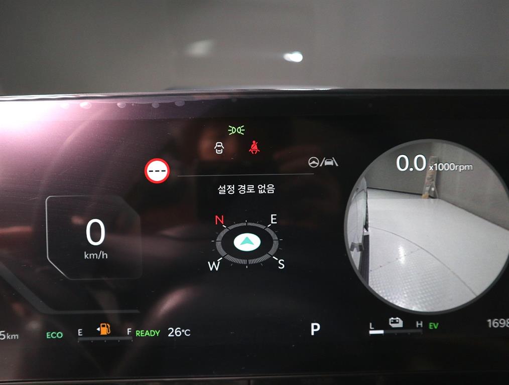Kia Carnival — photo 07