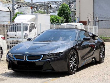 BMW i8 — photo 02