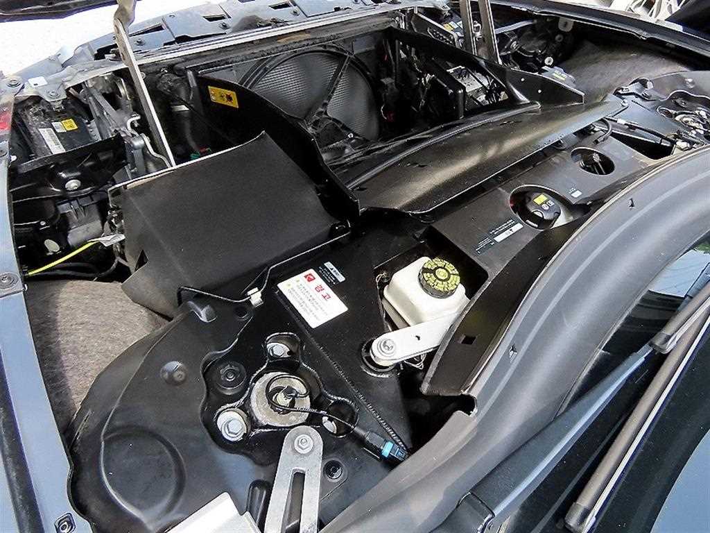 BMW i8 — photo 19