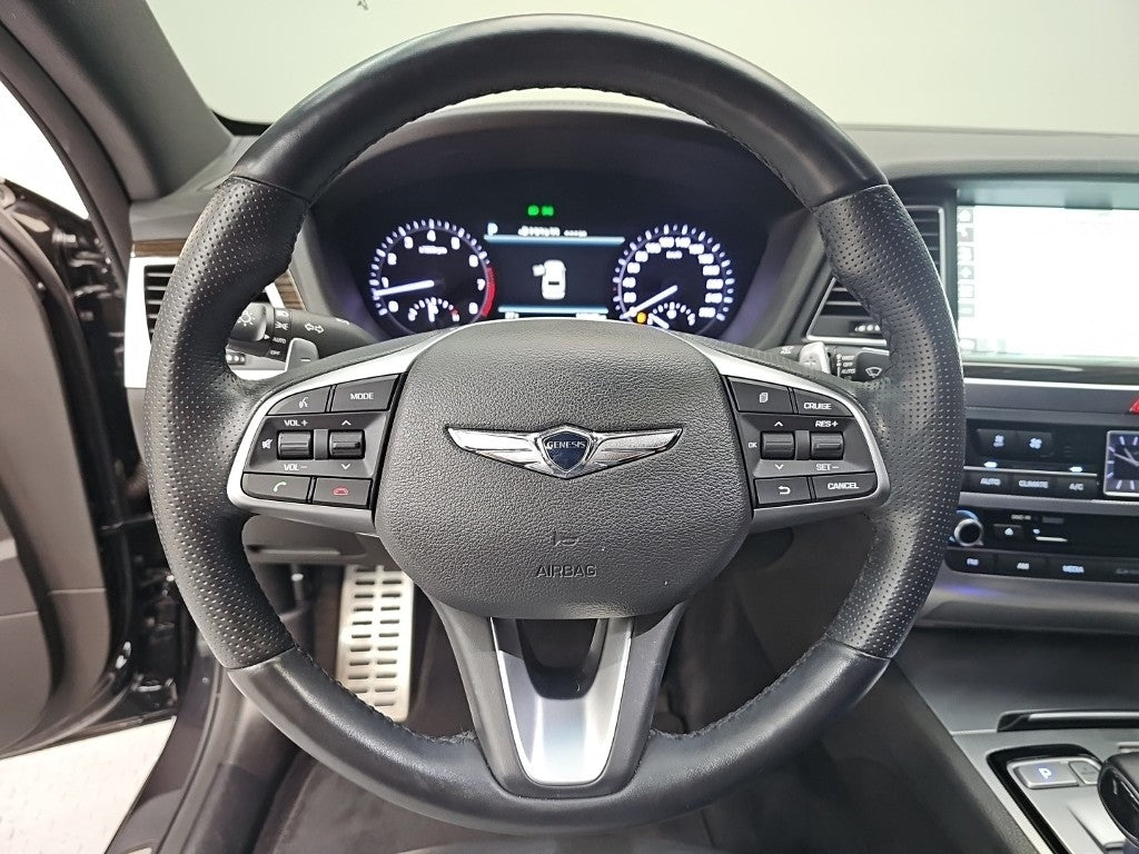 Genesis G80 — photo 08