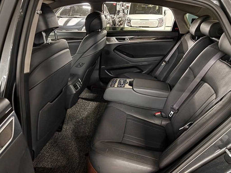 Genesis G80 — photo 17