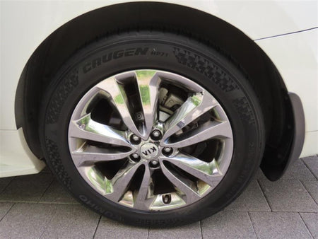 Kia Carnival — photo 17