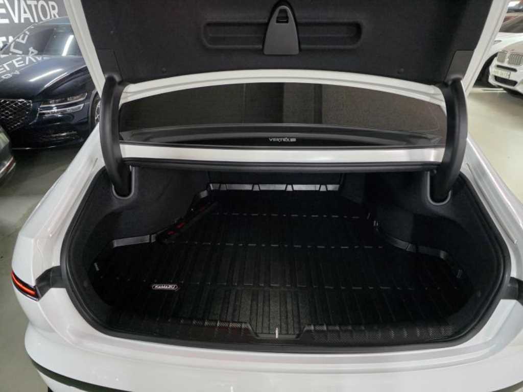 Hyundai Grandeur — photo 07