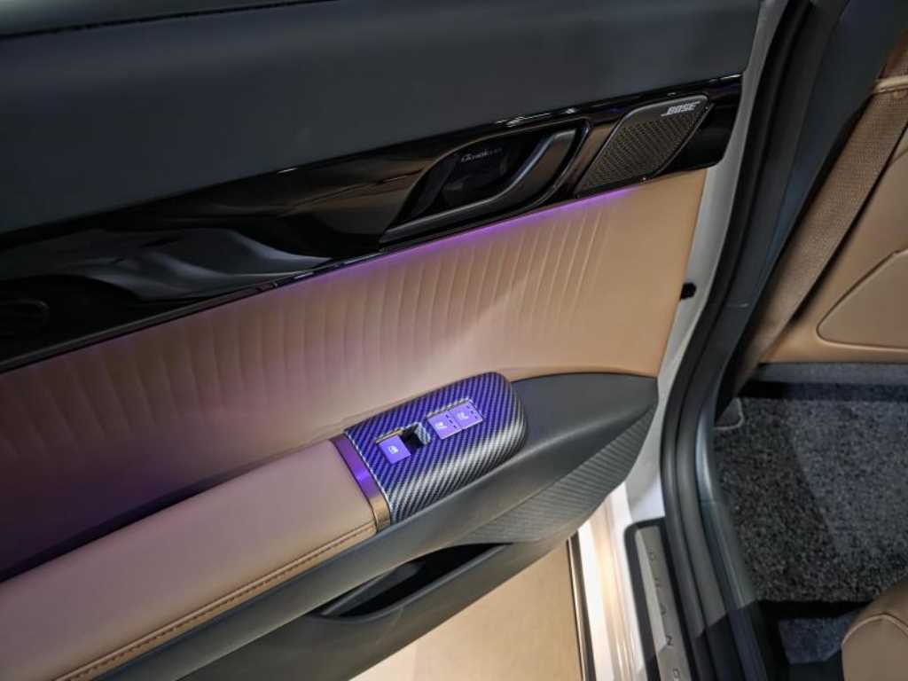 Hyundai Grandeur — photo 10
