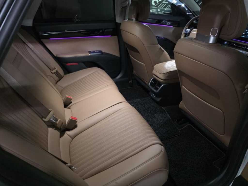 Hyundai Grandeur — photo 11