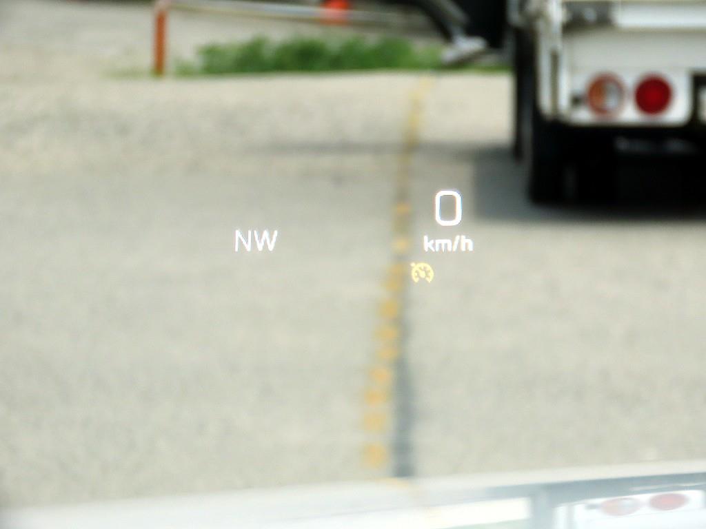 Mercedes-Benz E-Class — photo 10