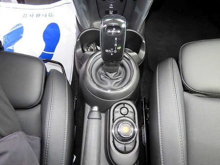 Mini Cooper — photo 11